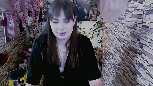 Amanda Bright  online show from 09-29-25, 06:51