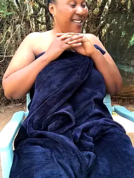 Snapshot of sweetLady89 chatting on 09-10-25, 12:38 sweetLady89 online show from 09-10-25, 12:38