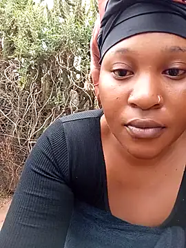 Snapshot of sweetLady89 chatting on 10-28-25, 04:16 sweetLady89 online show from 10-28-25, 04:16