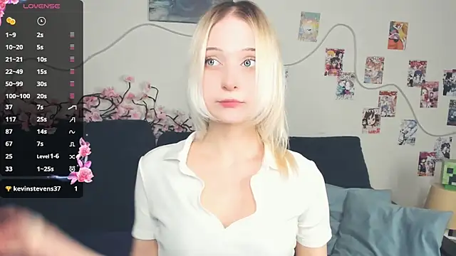 Megan--chan online show from 03-06-26, 05:09