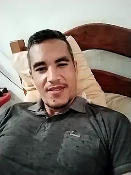 Snapshot of Boragozarvem chatting on 01-17-26, 01:27 Boragozarvem online show from 01-17-26, 01:27