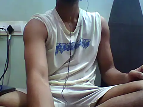 Snapshot of sunny26814 chatting on 01-08-26, 07:38 sunny26814 online show from 01-08-26, 07:38