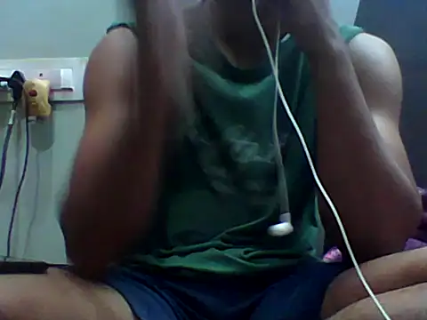 Snapshot of sunny26814 chatting on 02-27-26, 08:09 sunny26814 online show from 02-27-26, 08:09