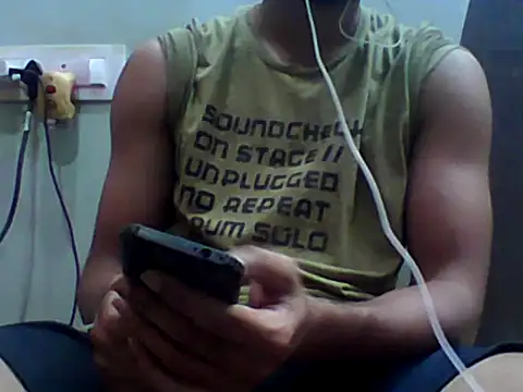 Snapshot of sunny26814 chatting on 02-28-26, 07:04 sunny26814 online show from 02-28-26, 07:04