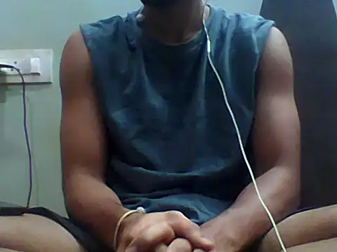 Snapshot of sunny26814 chatting on 03-07-26, 07:11 sunny26814 online show from 03-07-26, 07:11