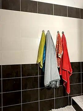 Snapshot of annacarlabgcam13 chatting on 12-13-25, 11:21 annacarlabgcam13 online show from 12-13-25, 11:21