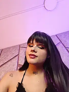 Snapshot of NATASHAA_WINZ chatting on 07-11-26, 05:32 NATASHAA WINZ online show from 07-11-26, 05:32