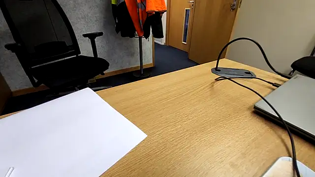 Oorse1966 online show from 11-07-25, 08:47