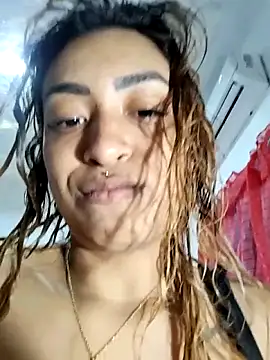 Snapshot of shanell_saenz chatting on 05-21-26, 01:23 shanell saenz online show from 05-21-26, 01:23