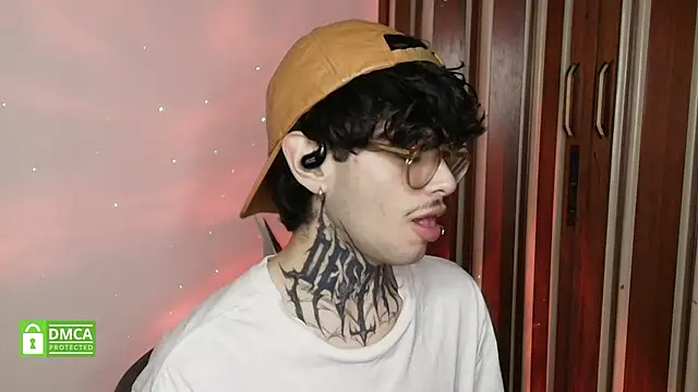 Mihail leroy online show from 02-05-26, 05:34