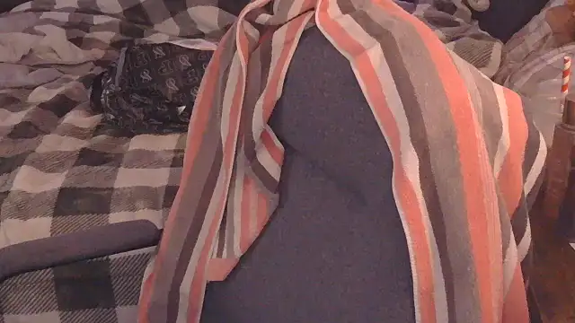 Snapshot of Sexyblonde12344 chatting on 09-26-25, 06:12 Sexyblonde12344 online show from 09-26-25, 06:12