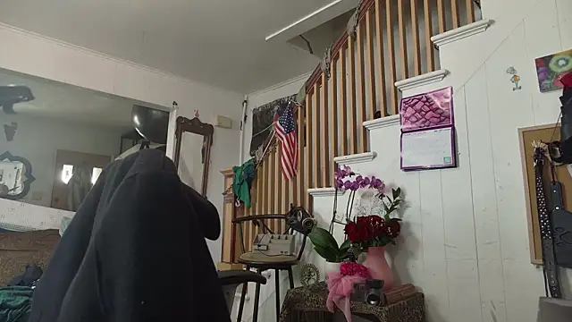 MasterDaddyCool online show from 03-18-26, 05:16