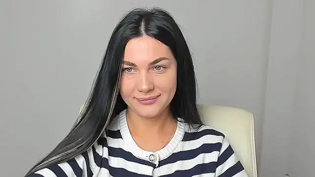 Lune Moon online show from 11-21-25, 06:45