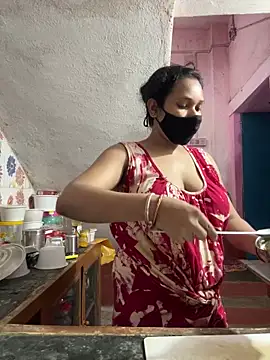 Snapshot of Priyajaanbaby chatting on 09-16-25, 06:58 Priyajaanbaby online show from 09-16-25, 06:58