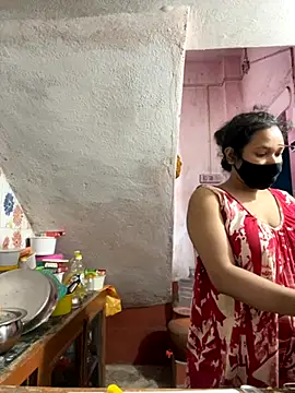 Snapshot of Priyajaanbaby chatting on 09-21-25, 06:26 Priyajaanbaby online show from 09-21-25, 06:26