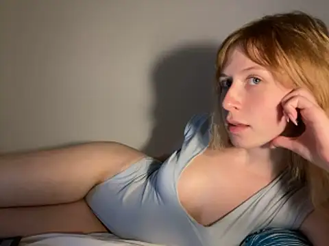 Snapshot of Lisa-5329 chatting on 11-06-25, 03:57 Lisa-5329 online show from 11-06-25, 03:57