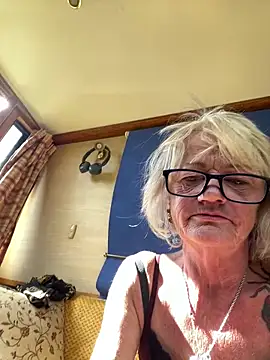 ladyboatlady online show from 09-23-25, 12:30