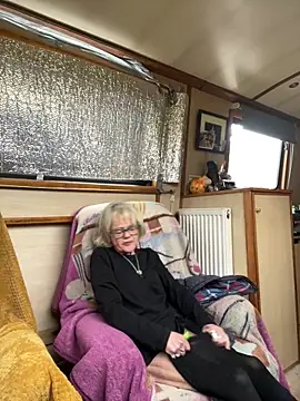 ladyboatlady online show from 02-19-26, 03:08