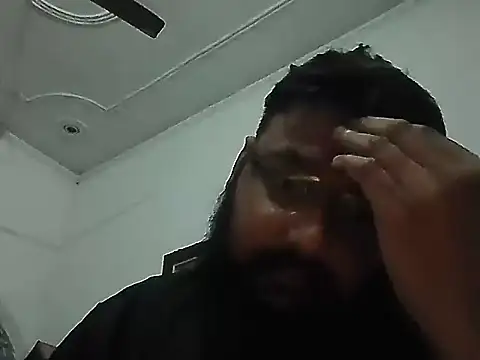 Snapshot of Dollseye chatting on 11-30-25, 09:08 Dollseye online show from 11-30-25, 09:08