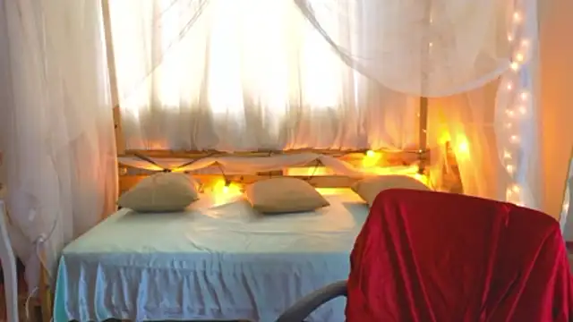 loreaniss online show from 11-16-25, 08:25