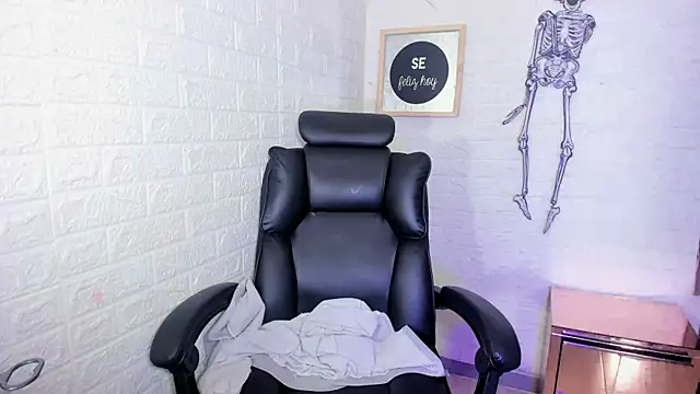 Arthemisa tay69 online show from 10-18-25, 04:04