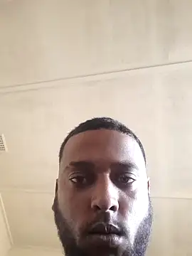 Snapshot of Magicdickbi chatting on 11-19-25, 02:06 Magicdickbi online show from 11-19-25, 02:06