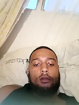 Snapshot of Magicdickbi chatting on 04-12-26, 04:45 Magicdickbi online show from 04-12-26, 04:45