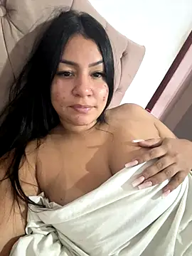 julianamascarada online show from 09-13-25, 01:00