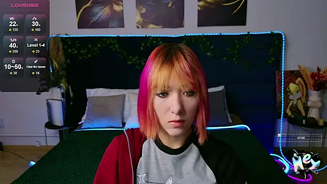 Ketrin Jones online show from 09-30-25, 05:01