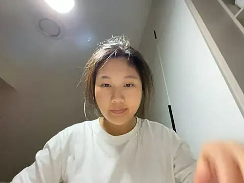 Snapshot of xena0501 chatting on 11-03-25, 05:47 xena0501 online show from 11-03-25, 05:47