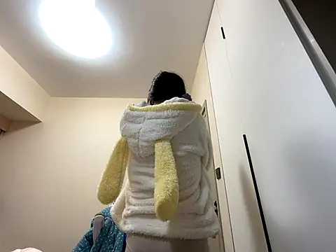 Snapshot of xena0501 chatting on 11-12-25, 02:06 xena0501 online show from 11-12-25, 02:06