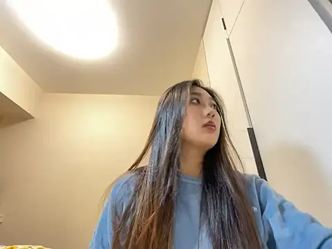 Snapshot of xena0501 chatting on 12-04-25, 12:36 xena0501 online show from 12-04-25, 12:36