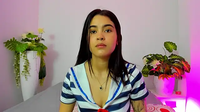 Snapshot of MaiaaCandy chatting on 01-09-26, 09:38 MaiaaCandy online show from 01-09-26, 09:38