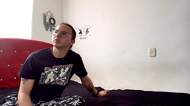 Husbands Horny online show from 03-10-26, 12:54