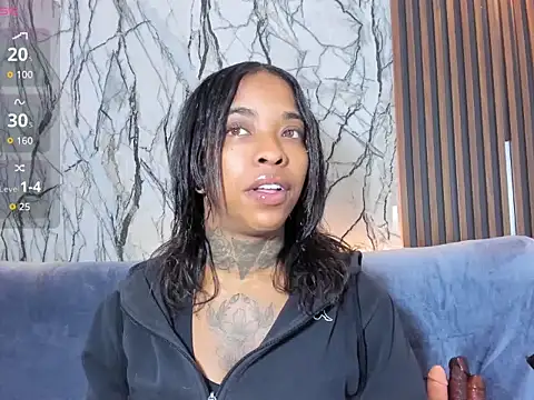 Pauline Fox online show from 02-12-26, 02:28