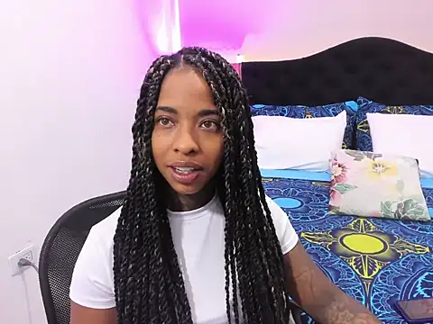 Pauline Fox online show from 04-10-26, 03:01