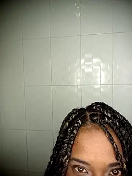 Pauline Fox online show from 04-12-26, 01:05