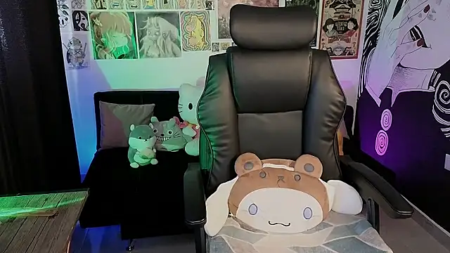 Yuhwan  online show from 09-22-25, 08:00