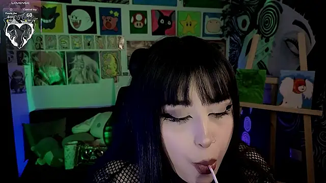 Yuhwan  online show from 04-18-26, 03:32