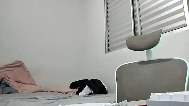 isabelly08ty online show from 11-05-25, 02:55