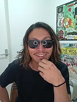 specialz0831 online show from 11-02-25, 09:33