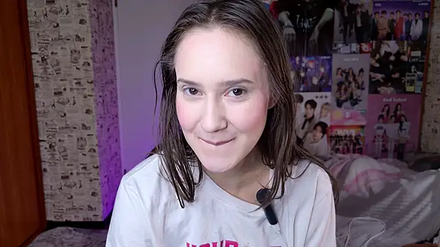 LucyRose3 online show from 12-19-25, 03:41