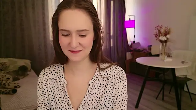 LucyRose3 online show from 05-07-26, 05:29