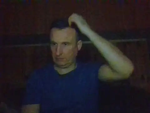 Snapshot of Maksymilian1 chatting on 03-10-26, 05:51 Maksymilian1 online show from 03-10-26, 05:51