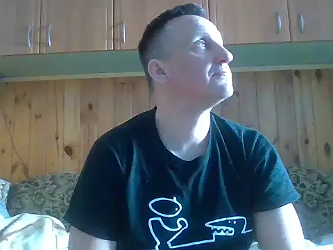Snapshot of Maksymilian1 chatting on 03-13-26, 10:55 Maksymilian1 online show from 03-13-26, 10:55