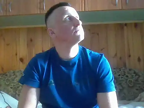 Snapshot of Maksymilian1 chatting on 03-14-26, 01:16 Maksymilian1 online show from 03-14-26, 01:16