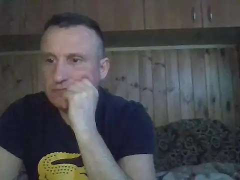 Snapshot of Maksymilian1 chatting on 03-18-26, 05:27 Maksymilian1 online show from 03-18-26, 05:27