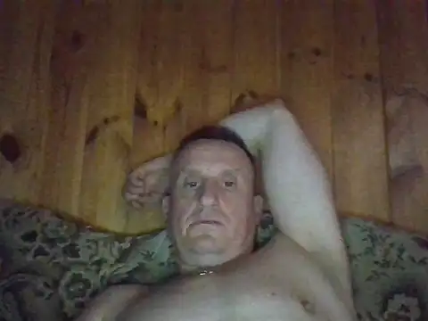 Snapshot of Maksymilian1 chatting on 05-17-26, 06:37 Maksymilian1 online show from 05-17-26, 06:37