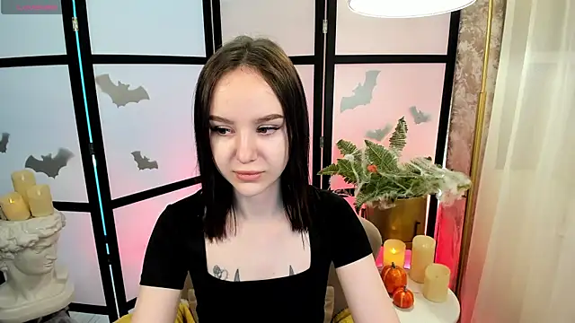 MarySparkle online show from 10-14-25, 04:35