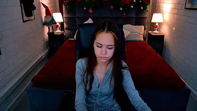 UliaNeer online show from 01-06-26, 05:11